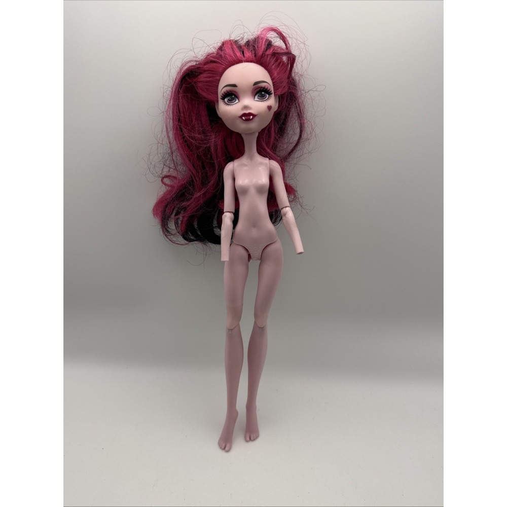 2015 Mattel Monster High G2 Draculaura Nude Fashion Doll